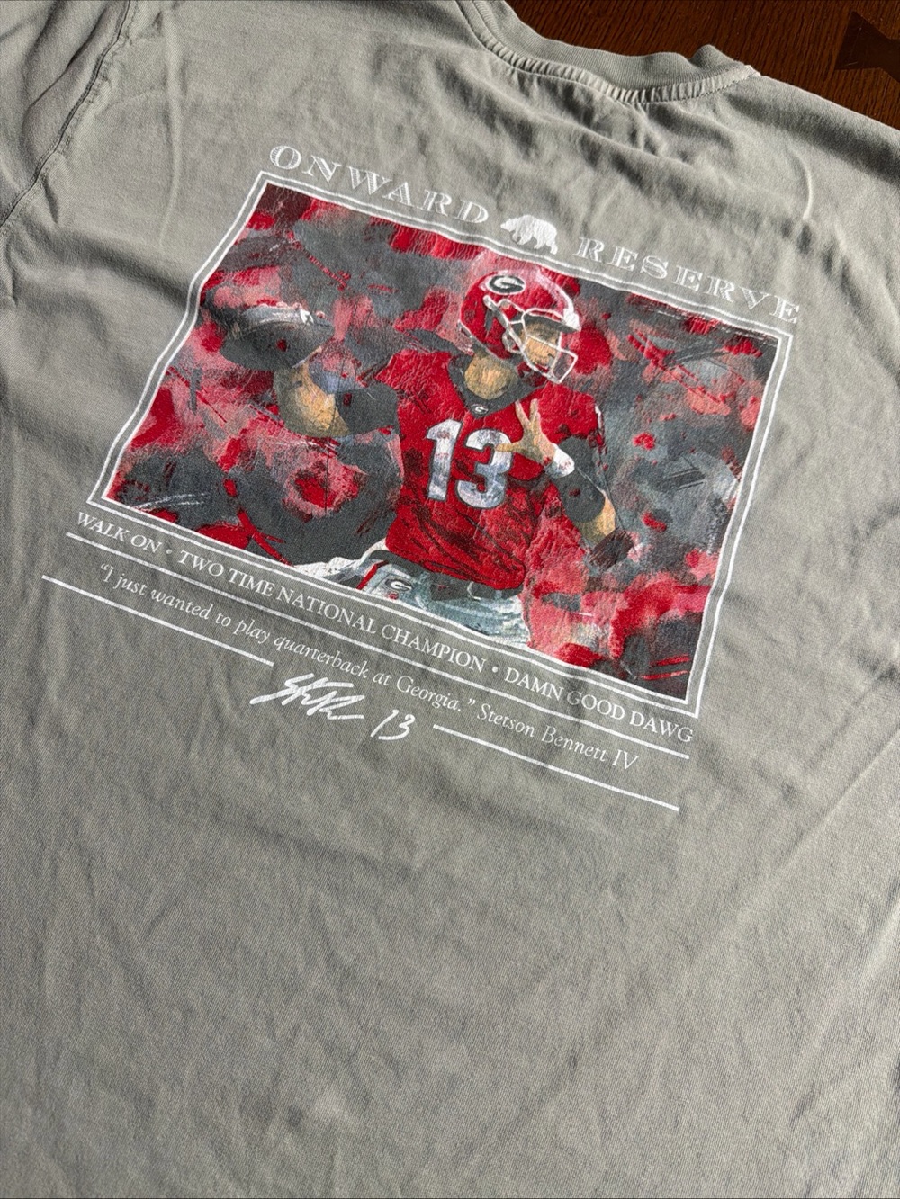 Onward Reserve Men's Georgia Bulldogs #13 Gray Graphic Football Tee - Red Accent